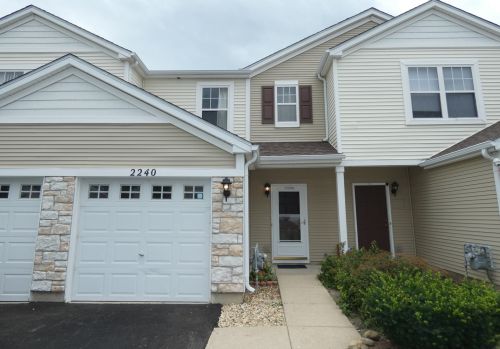 2240 Flagstone Ln, Carpentersville, IL 60110-1266