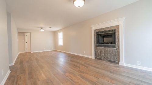 8436 Gordon Dr, Hammond IN  46322-1107 exterior