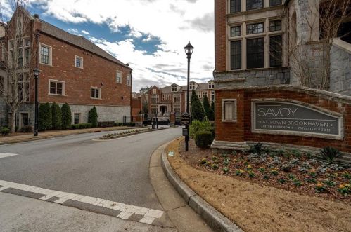 2912 Hermance Dr, Atlanta GA  30319-2704 exterior
