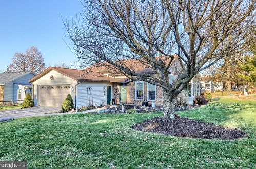 3601 Middleboro Rd, York PA  17315-4466 exterior
