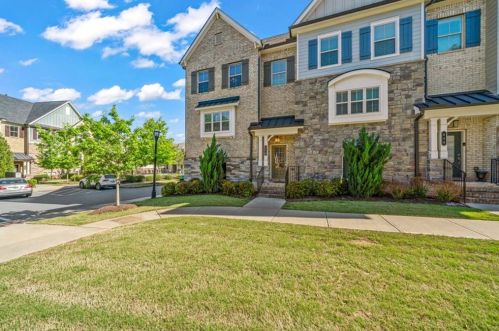628 Henry Dr, Marietta, GA 30064