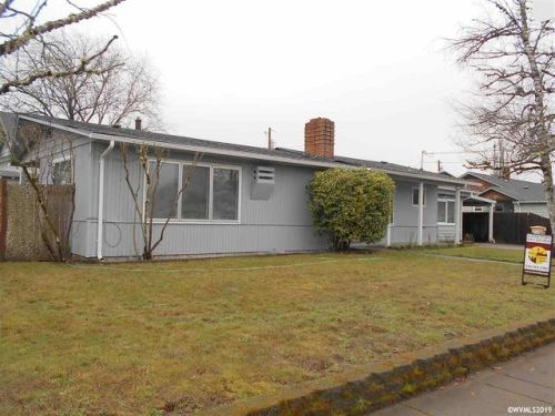 156 21st St, Philomath, OR 97370-9352