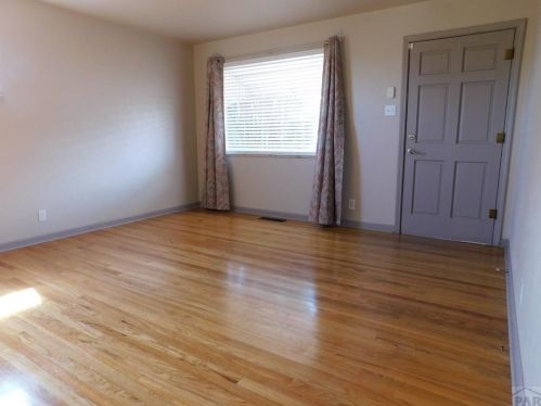 3521 Wedgewood Dr, Pueblo, CO 81005-2232