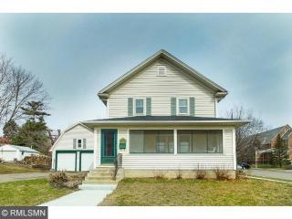 221 3rd St, Chaska, MN 55318-2016