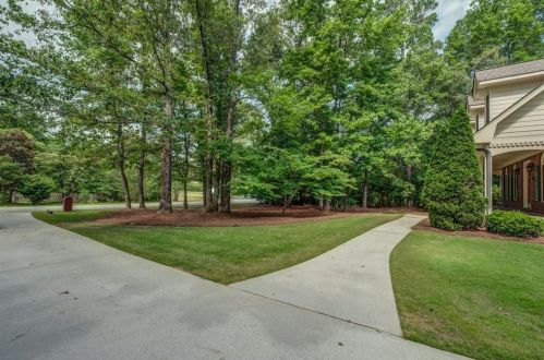 210 Glad Dale Dr, Conyers GA  30094-3216 exterior