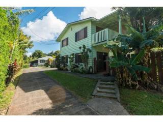 10 Ai St, Makawao, HI 96768-9304
