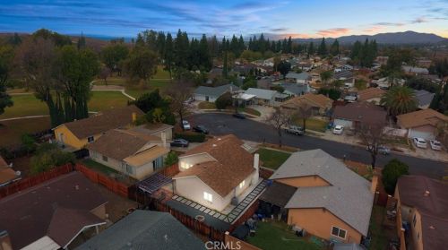 10140 Jamaica Cir, Riverside, CA 92503-1024