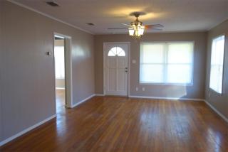 1328 Shafter St, San Angelo TX  76901-4661 exterior