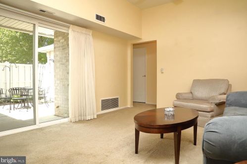 59 Valleybrook Dr, Lancaster PA  17601-4612 exterior