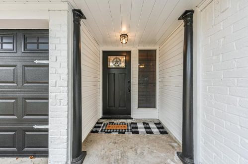 2905 Shady Creek Dr, Pearland, TX 77581-5627
