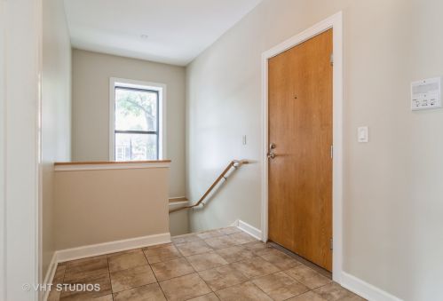 4801 Winthrop Ave, Chicago, IL 60640-3605