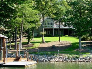 101 Elm Ct, Scruggs, VA 24121-1719