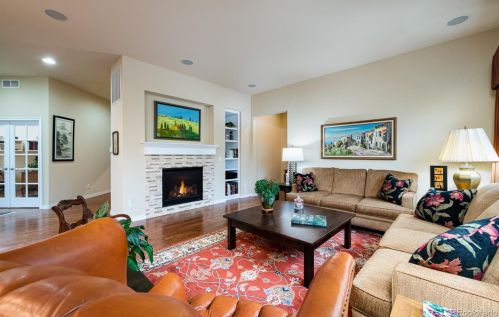 6747 Phillips Pl, Englewood CO 80112-3350 exterior