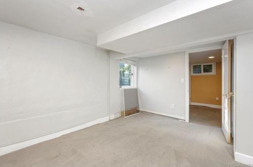 1324 Ash St, Denver CO 80220-2409 exterior