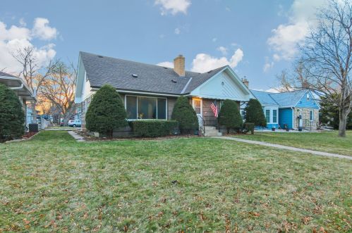 987 Hall Ave, Saint Paul MN  55118-1421 exterior