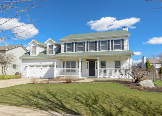 252 Isleview Dr, Oswego, IL 60543-9211