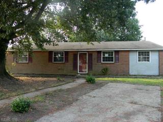 2002 Egger Cir, Hampton, VA 23663-1110