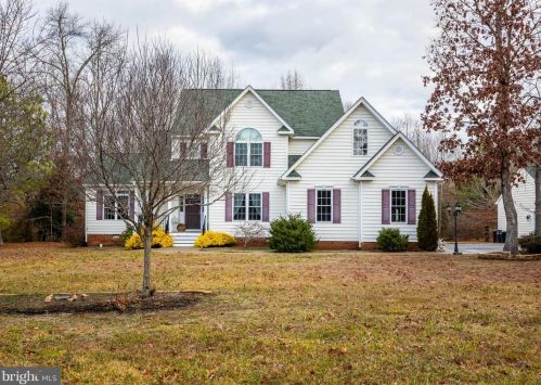 82 Beagle Run Dr, Bumpass, VA 23024-3668