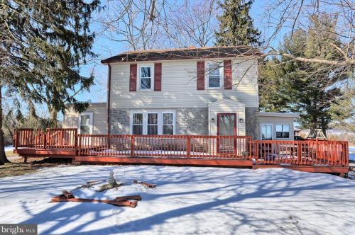 240 Fairville Ave, Harrisburg, PA 17112-9701