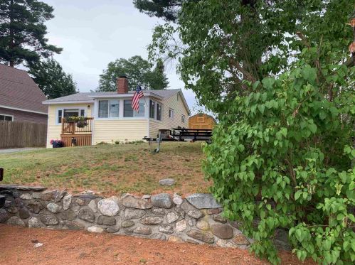 37 Kingsbury Dr, Milton, NH 03851-4605