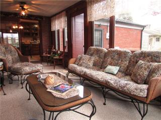 739 Longfellow Rd, Anderson IN  46011-1823 exterior