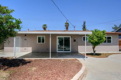 10440 Hole Ave, Riverside CA  92505-1620 exterior