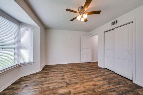 9930 Cloister Dr, Dallas TX  75228-3617 exterior