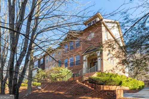 41 High Top Rd, Atlanta, GA 30328-5929
