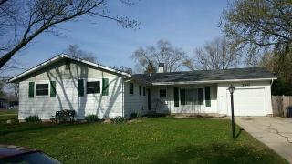 330 Blackhawk Dr, Carol Stream IL  60188-1909 exterior