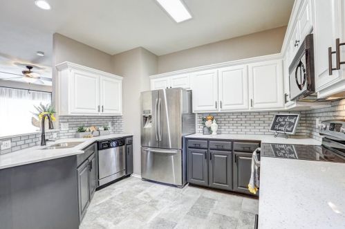 1320 Riley Dr, Carrollton TX 75007-1140 exterior