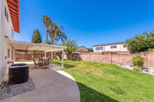 1567 Bridget Ave, Simi Valley CA  93065-3607 exterior