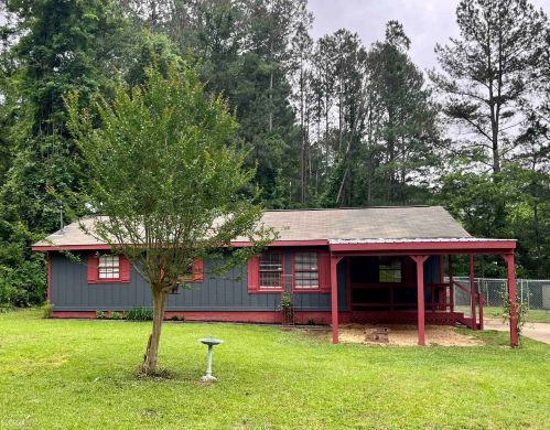 111 Hillcrest Dr, Stockbridge, GA 30281-1764