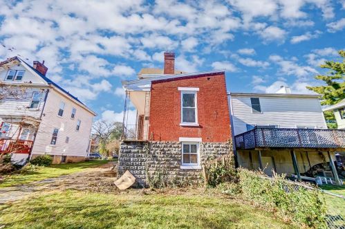 1038 Academy Ave, Cincinnati OH  45205-1643 exterior