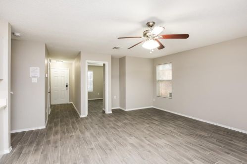 2121 Franks St, Fort Worth TX  76177-7367 exterior