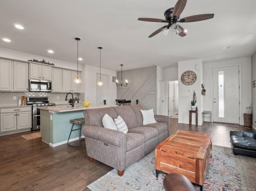 9437 58th Pl, Denver CO  80238 exterior