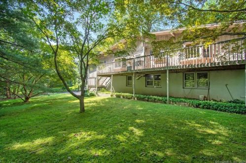 5 Indian Hill Rd, Norwalk, CT 06850-1218