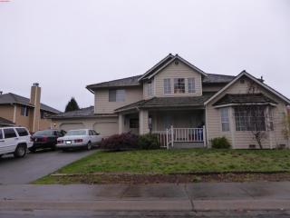 19005 103rd Pl, Seattle, WA 98055-6601