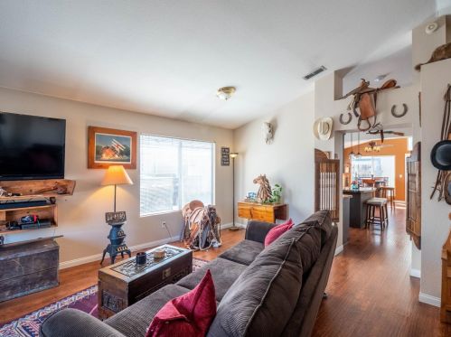 10200 Sheffield Oak Way, Elk Grove, CA 95624-1314