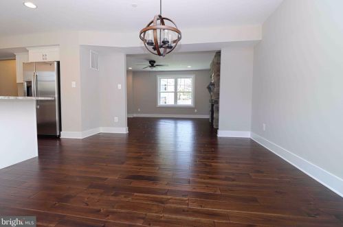 38 Chrisba Rd, Severna Park MD 21146-3060 exterior