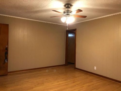 4000 Townsend Dr, Fort Worth TX  76110-5949 exterior