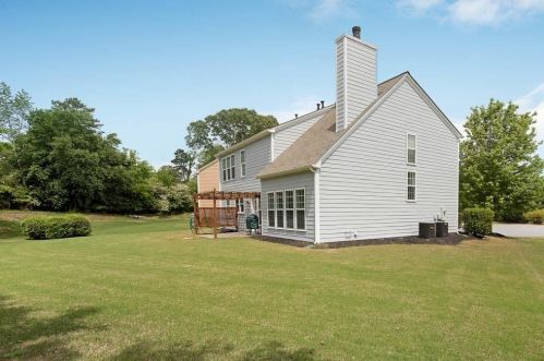 130 Hammersmith Dr, Suwanee, GA 30024-8568
