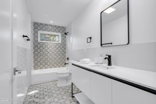 171 Wall St, Tinton Falls NJ  07724-2416 exterior