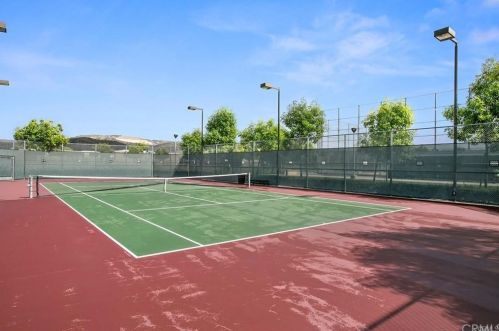 57 Kempton, Irvine CA  92620-2139 exterior