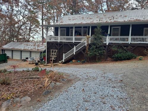 1786 Dean Mountain Rd, Cleveland, GA 30528-3632