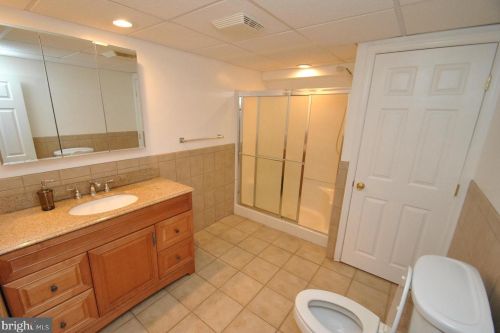 412 Streamside Dr, Fallston MD  21047-2806 exterior