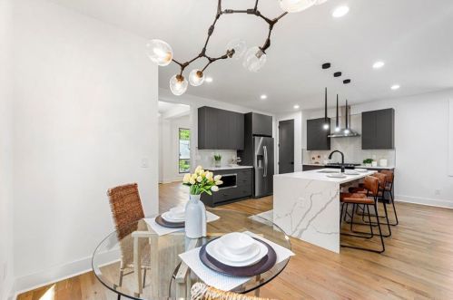 248 Laurel Ave, Atlanta GA  30314-2230 exterior
