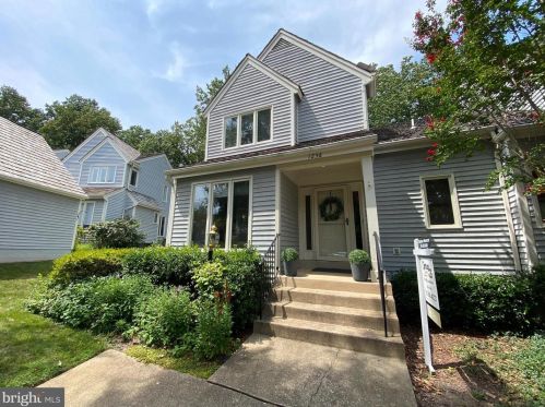 1256 Wedgewood Manor Way, Herndon, VA 20194-1326