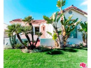 2137 Redondo Blvd, Los Angeles, CA 90016-1227