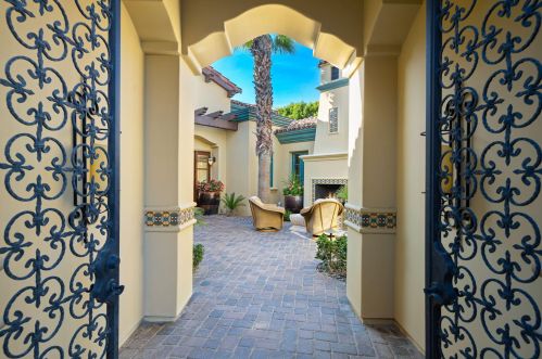53595 Via Dona, La Quinta, CA 92253-7568