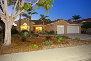70 Avenida Descanso, Oceanside, CA 92057-6037